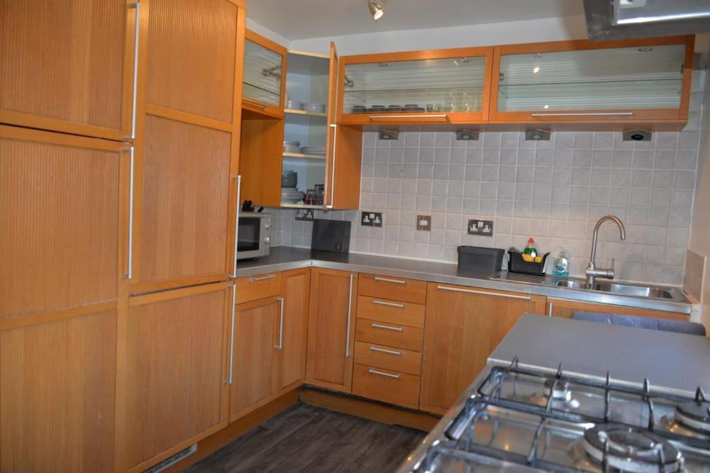 London Zone 2, 2 Bedroom House מראה חיצוני תמונה