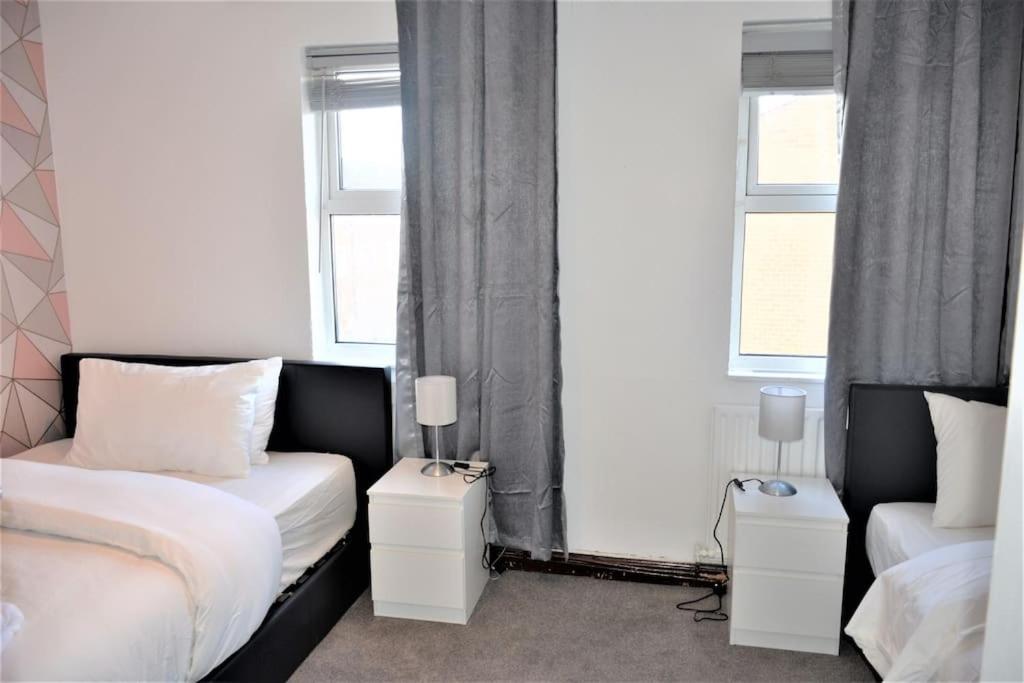 London Zone 2, 2 Bedroom House מראה חיצוני תמונה