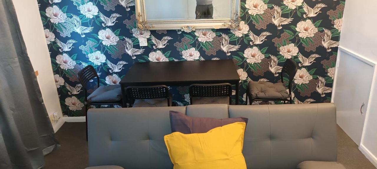 London Zone 2, 2 Bedroom House מראה חיצוני תמונה
