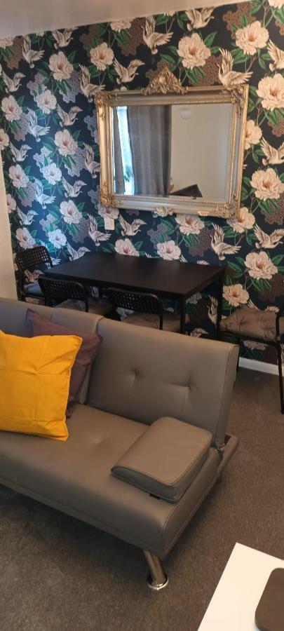 London Zone 2, 2 Bedroom House מראה חיצוני תמונה